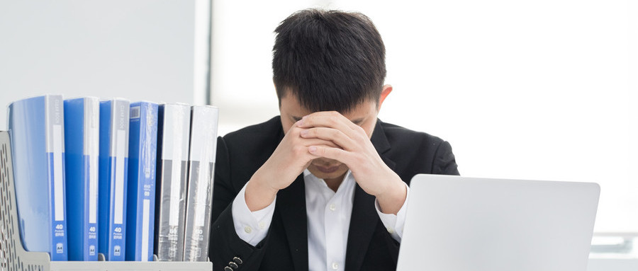 劳务派遣辞职向谁辞职