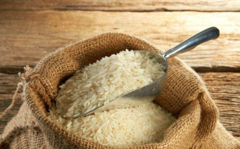 震惊！孩子吃的竟是生虫的米?幼儿园食品安全如何保障？