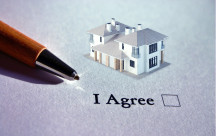 签定的居间合同里的违约责任是否有效