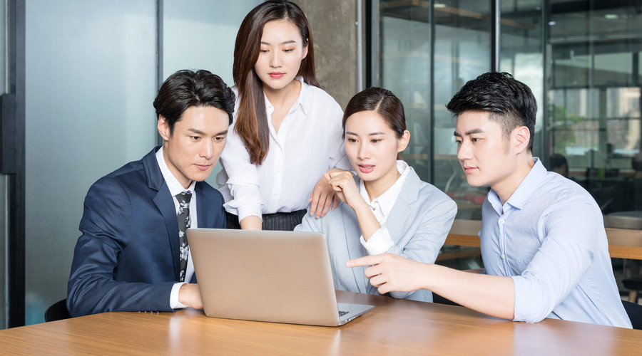 公司对新员工收取培训费合法吗