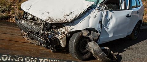 交通事故人员受伤处理原则有哪些