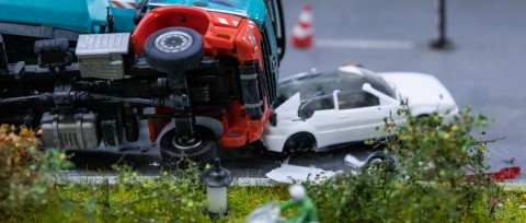 关于交通事故保险赔偿标准