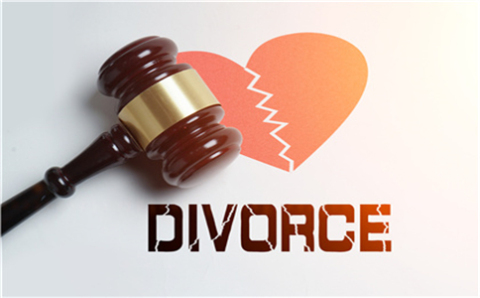 离婚协议是先转财产还是先办离婚证